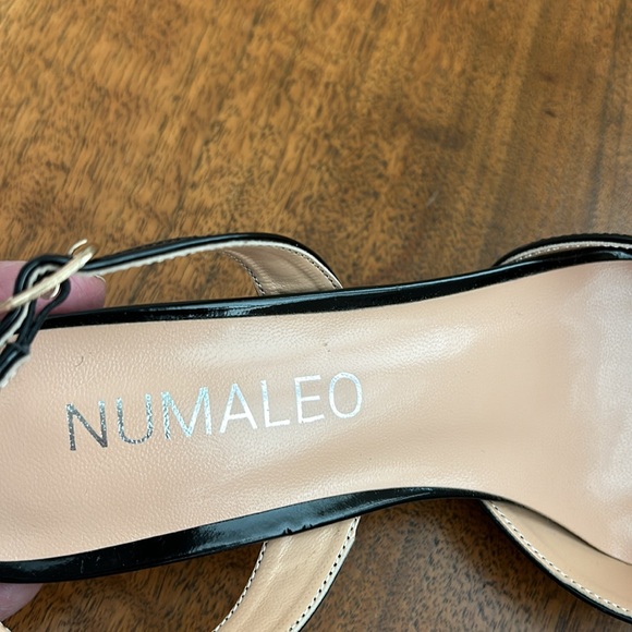 NEW Numaleo Women’s 1.5” Kitten Heel Bkack Patent Leather - Picture 5 of 7
